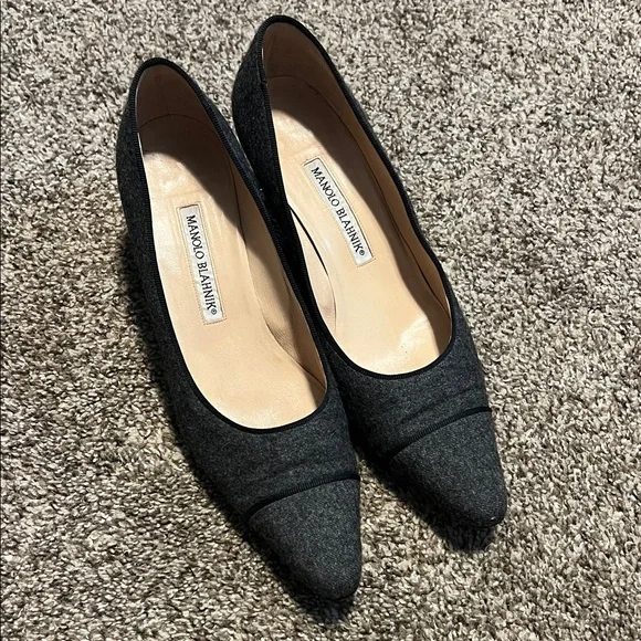 Manolo Blahnik Heels 39.5 Gray Wool Black Kitten Pump Women’s Career 9.5 - Picture 1 of 5
